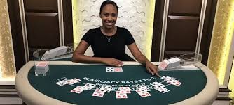 Halaman promosi Lightning Baccarat di asia918 menampilkan bonus sambutan, cashback, dan penawaran reload